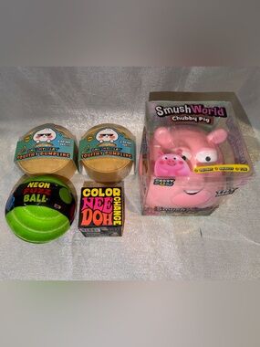 NeeDoh Color Change, 2 Omg  Dumplings, Chubby Squishy Pig & Green Neon Fuzz Ball